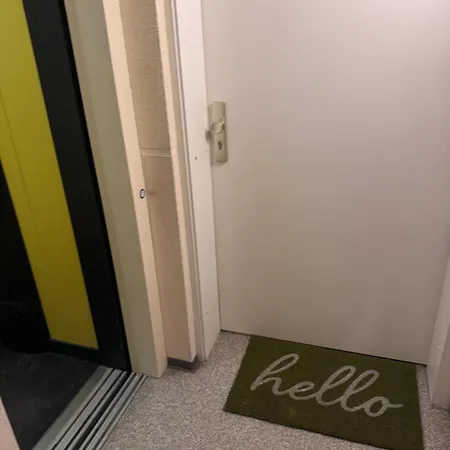 Mit Boxspringbett - Kueche - Fahrstuhl - Wlan - Hofstellplatz